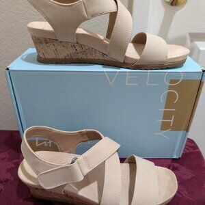 LifeStride Sincere Women's Strappy Wedge Heel Sandals Bone Size 8M